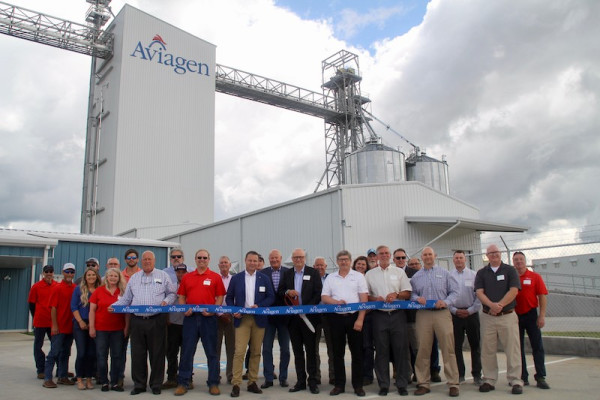 Pikeville Feed Processing Plant ribbon cutting