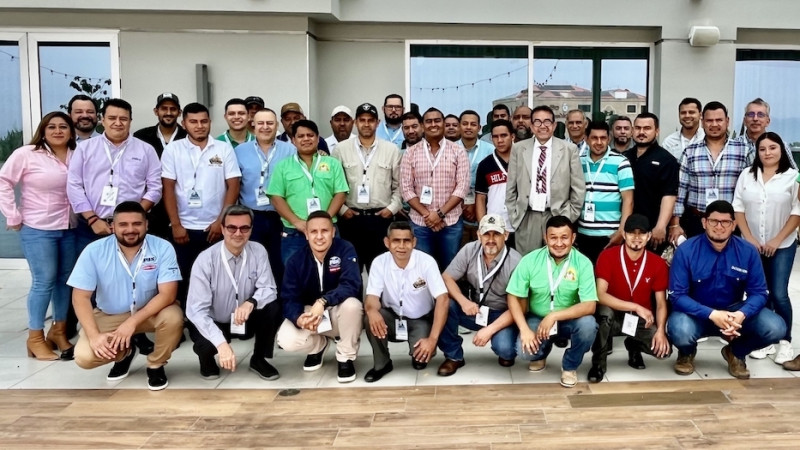 Aviagen’s “Knowledge Without Borders” Extends to Honduras and Costa Rica
