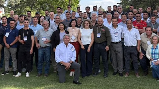 Aviagen and Globoaves Team Up to Support Poultry Producers in Argentina